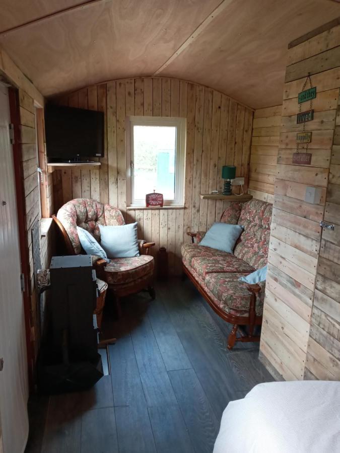 Orchard Meadow Shepherd Huts Leek-Buxton-Ashbourne Upper Elkstone ภายนอก รูปภาพ