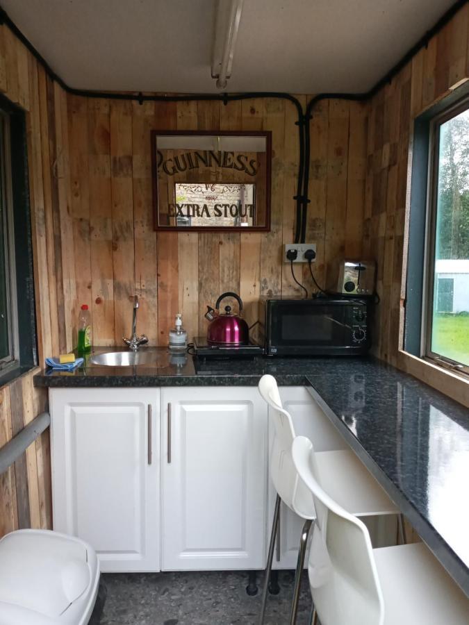 Orchard Meadow Shepherd Huts Leek-Buxton-Ashbourne Upper Elkstone ภายนอก รูปภาพ